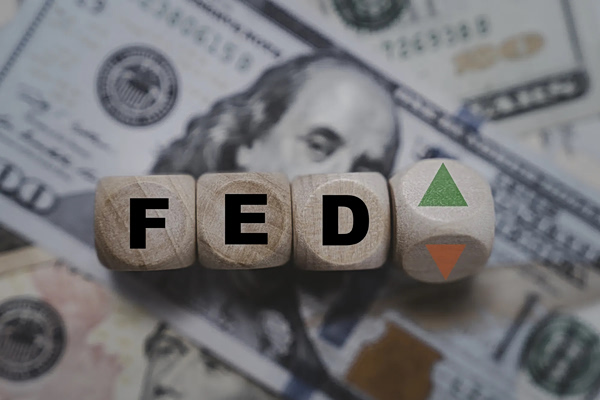 Εταιρείες στις ΗΠΑ περιορίζουν τις προσλήψεις λόγω της Τεχνητής Νοημοσύνης