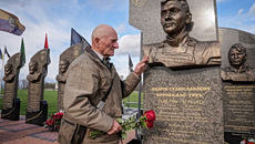 «Με τρυπούσαν αλλά δεν έβγαινε αίμα» – Η αφήγηση ενός από τους τελευταίους «εκκαθαριστές» του Τσερνόμπιλ