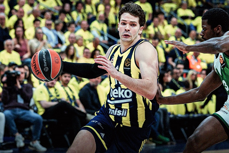 Φενερμπαχτσέ - Ζαλγκίρις Κάουνας 89-78: Πρώτο βήμα για το F-4 οι Τούρκοι με σούπερ Μπιμπέροβιτς