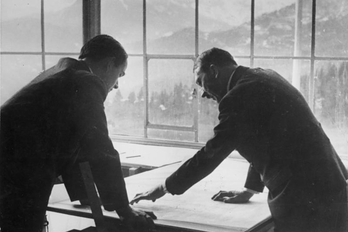 Ο ερωτικός δεσμός του Χίτλερ με τον αγαπημένο του αρχιτέκτονα, Άλμπερτ Σπέερ