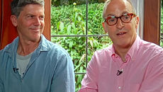 Ντέιβιντ Σεντάρις: Γιατί ήθελα να κρατήσω μυστικό τον γάμο μου με τον Χιου