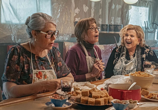 Nonnamaxxing – Μήπως οι Iταλίδες γιαγιάδες κρατούν το μυστικό μιας μακράς και ευτυχισμένης ζωής;