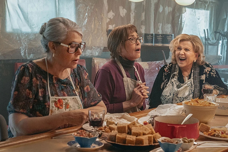 Nonnamaxxing - Μήπως οι Iταλίδες γιαγιάδες κρατούν το μυστικό μιας μακράς και ευτυχισμένης ζωής;