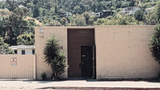 Τα μυστικά σεξ κλαμπ του Λος Άντζελες – Αλήθεια, τι γνώριζαν οι γείτονες;