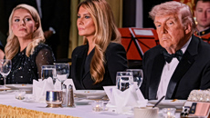 Το βλέμμα φόβου της Μελάνια Τραμπ – H πρώτη φορά που η Αμερική την βλέπει να εκφράζει συναισθήματα