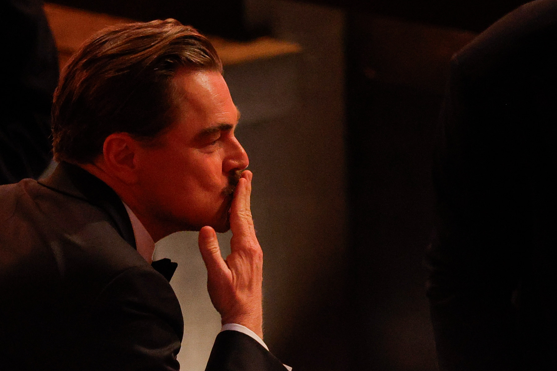 Ο Λεονάρντο Ντι Κάπριο δεν είναι πλέον το πρόσωπο της στιγμής -κι αυτό τον κάνει καλύτερο ηθοποιό