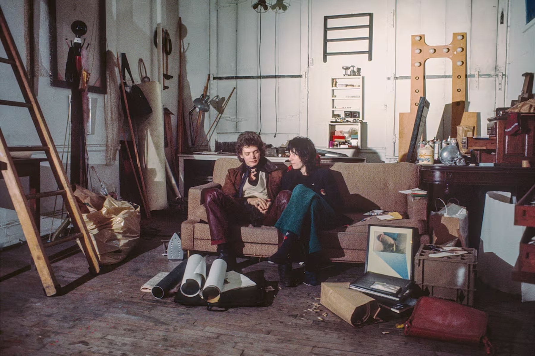 Αν οι τοίχοι είχαν στόμα – Μέσα στα δωμάτια των Πάτι Σμιθ και Ρόμπερτ Μέιπλθορπ στο θρυλικό Chelsea Hotel