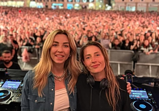 Charlotte de Witte και Σίλβια Σάλις – Πώς ένα techno πάρτι καθόρισε την επόμενη αντίπαλο της Μελόνι