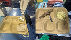 «Άδειοι δίσκοι» – Νέες καταγγελίες για έλλειψη τροφίμων στο αεροπλανοφόρο USS Abraham Lincoln