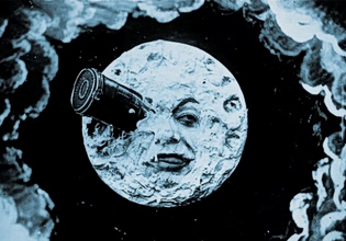 Εδώ ο κόσμος χάνεται – Ποιος νοιάζεται πραγματικά για το ταξίδι στη Σελήνη το 2026;