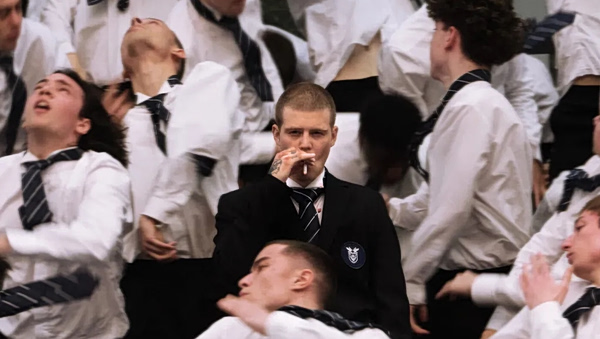 Ο Ρομέν Γαβράς φέρνει στην οθόνη μια δόση εφηβικής αλητείας