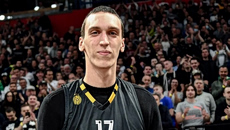 «Ο Ποκουσέφσκι κινεί τις διαδικασίες για να πάρει ελληνικό διαβατήριο»