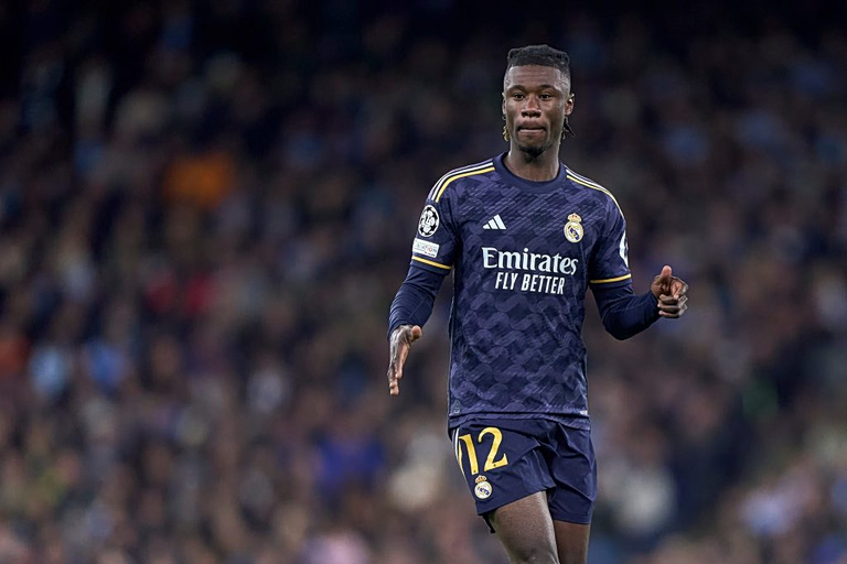 Παρί και Γιουνάιτεντ «βλέπουν» τον Καμαβινγκά – Ο Γάλλος θέλει να φύγει από την Ρεάλ Μαδρίτης