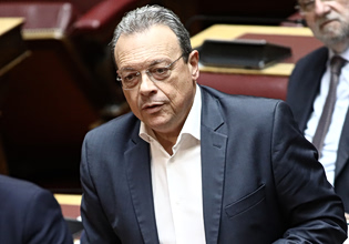 Φάμελλος: Πυρά σε Μητσοτάκη για Λαζαρίδη – «Σταθερότητα για τους απατεώνες, κατάντια για την Ελλάδα»