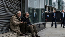 EE: Το μερίδιό της στο παγκόσμιο ΑΕΠ έχει μειωθεί, αλλά οι φτωχοί τα πάνε καλύτερα