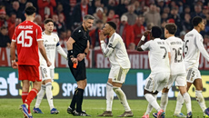 «Βράζουν» στη Ρεάλ με τη διαιτησία: Την… έπεσαν στον Βίντσιτς με τη λήξη του ματς με την Μπάγερν (vid)