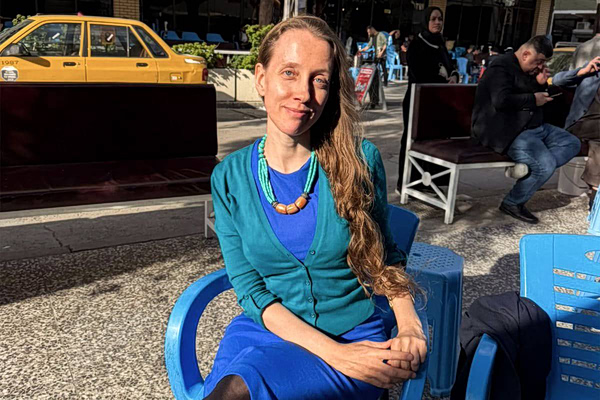 Ιράκ: Η απαχθείσα Αμερικανίδα δημοσιογράφος Σέλι Κίτελσον αφέθηκε ελεύθερη, σύμφωνα με αξιωματούχο