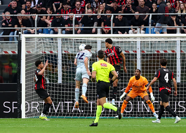 Μίλαν – Ουντινέζε 0-3: Αδιανόητο κάζο για τους Ροσονέρι