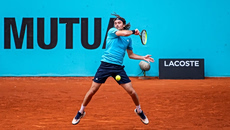 Μαδρίτη: Προκρίθηκε και στο διπλό ο Τσιτσιπάς (2-0, vid)