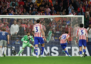 Ατλέτικο Μαδρίτης – Άρσεναλ: Τα γκολ των Γιόκερες και Άλβαρες με πέναλτι (vids)