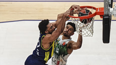 Φενερμπαχτσέ – Ζαλγκίρις 86-74: Άνετη νίκη και 2-0 για τους Τούρκους