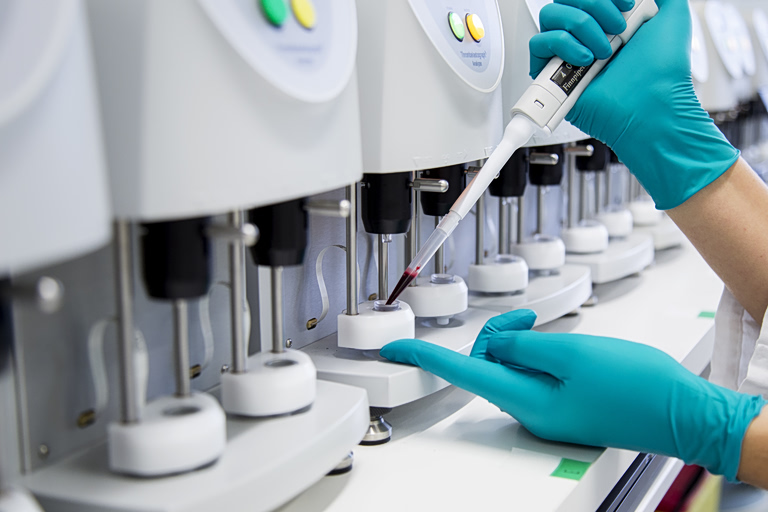 Εμπόδια στις καινοτόμες θεραπείες τα μειωμένα κίνητρα για κλινικές μελέτες