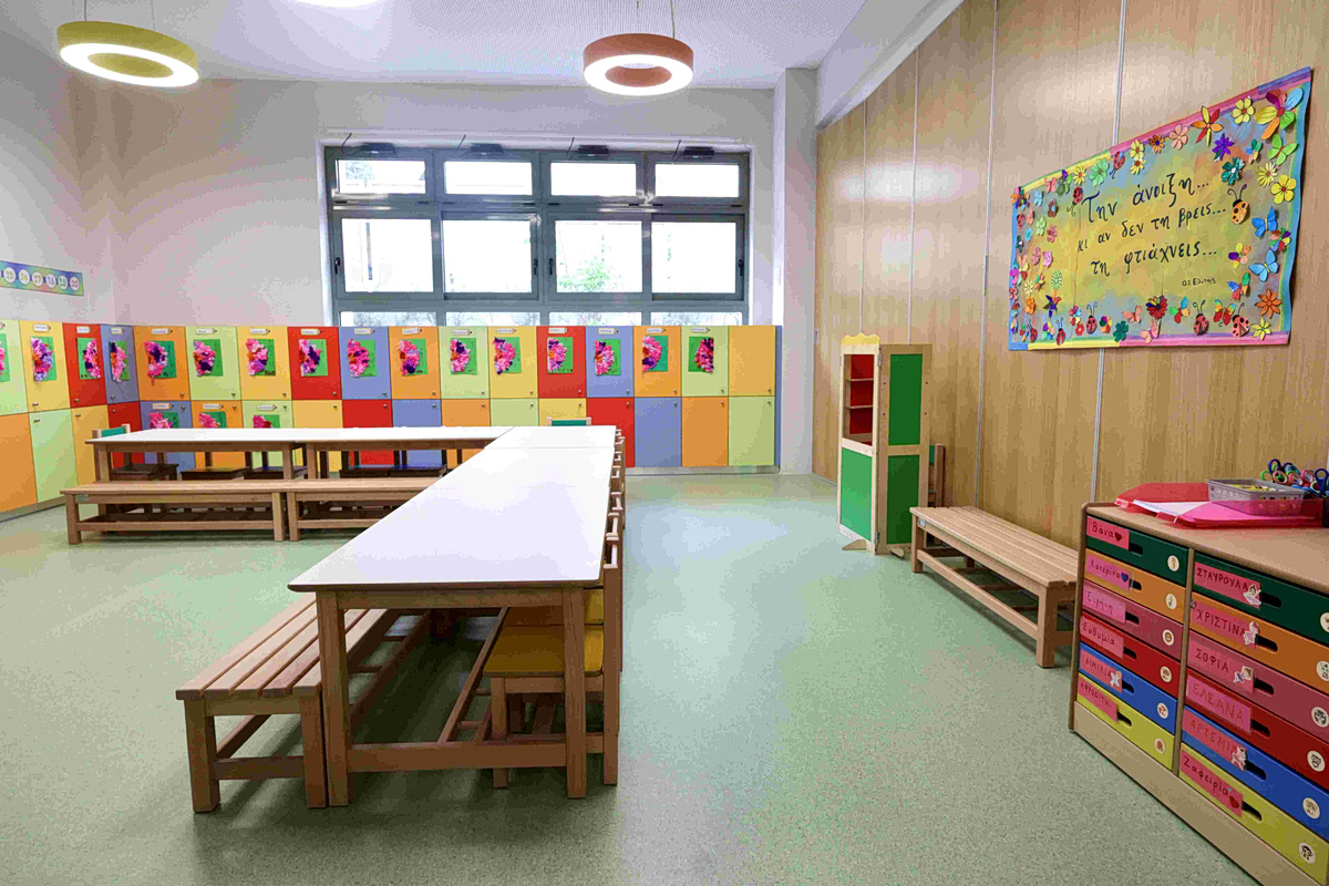 Στα εγκαίνια του 17ου Νηπιαγωγείου Πετρούπολης ο Νίκος Χαρδαλιάς