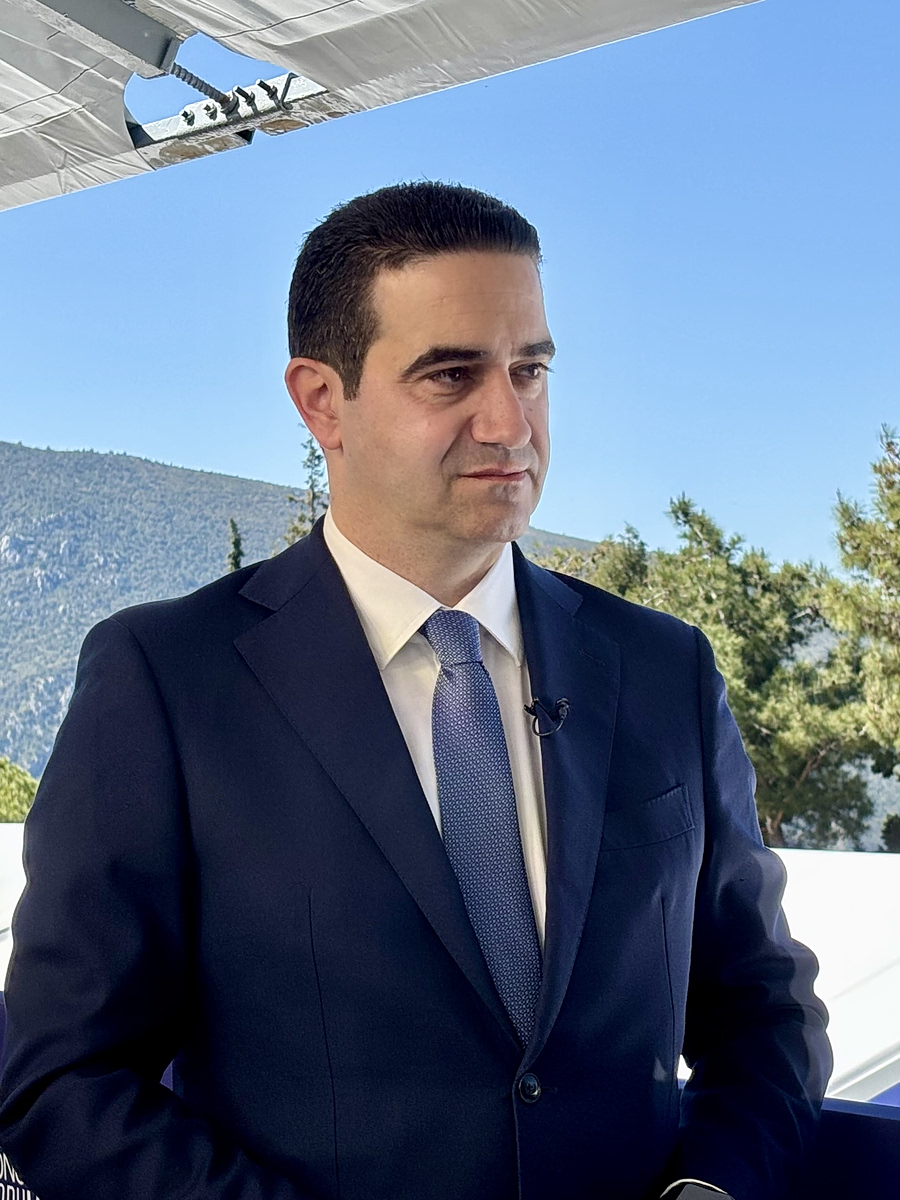 ΟΤ Delphi Economic Forum XI – Κατρίνης: Δεν πρόκειται ποτέ να συνεργαστούμε με τη ΝΔ