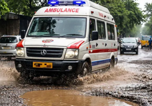 Ινδία: Γυναίκα που θεωρούσαν νεκρή… «ζωντάνεψε» όταν το ασθενοφόρο που τη μετέφερε έπεσε σε λακκούβα