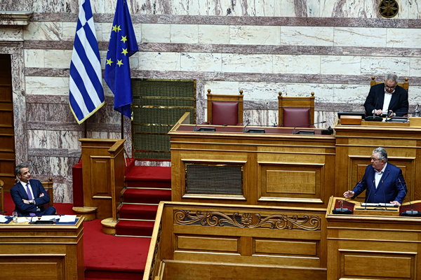 Κουτσούμπας: Σήμερα προσγειωθήκατε κ. Μητσοτάκη σε αυτή τη χώρα; Εσείς δεν κυβερνάτε επτά χρόνια;