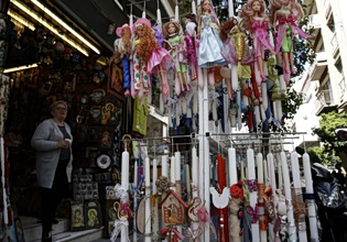 Ανοικτά τα καταστήματα την Κυριακή – Το πασχαλινό τραπέζι και η «αγορά δύο ταχυτήτων»