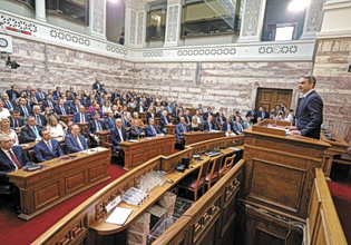 Βράζει με το Μαξίμου η Κοινοβουλευτική Ομάδα της ΝΔ