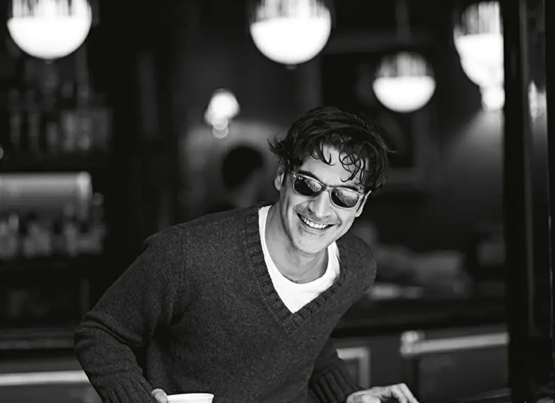 Maestro: Γιατί ο Χριστόφορος Παπακαλιάτης πήρε «τηλέφωνο τον Μόργκαν Φρίμαν»;