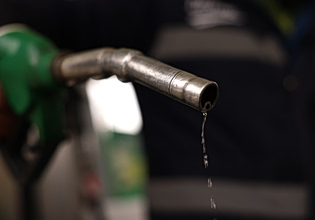 Εκλεισε μετά τα προβλήματα η πλατφόρμα για τις αιτήσεις του fuel pass – Αλλάζει ο τρόπος υποβολής