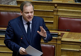 «Το ζητάει ο Καραμανλής, θα το κάνουμε» – Η άνωθεν παρέμβαση και η υπεξαίρεση των 224.688 ευρώ