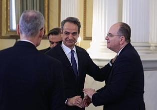 Δύο οι διορισμοί του Μακάριου Λαζαρίδη στο Δημόσιο ως απόφοιτος Πανεπιστημίου, με πτυχίο από κολλέγιο «μαϊμού»