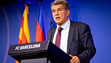 Ο Λαπόρτα τα «χώνει» τώρα στην UEFA