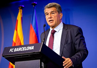 Ο Λαπόρτα τα «χώνει» τώρα στην UEFA