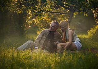 Η ιδιαίτερη σχέση της Κέιτ Μος και του Λούσιαν Φρόιντ μπροστά από τις κάμερες