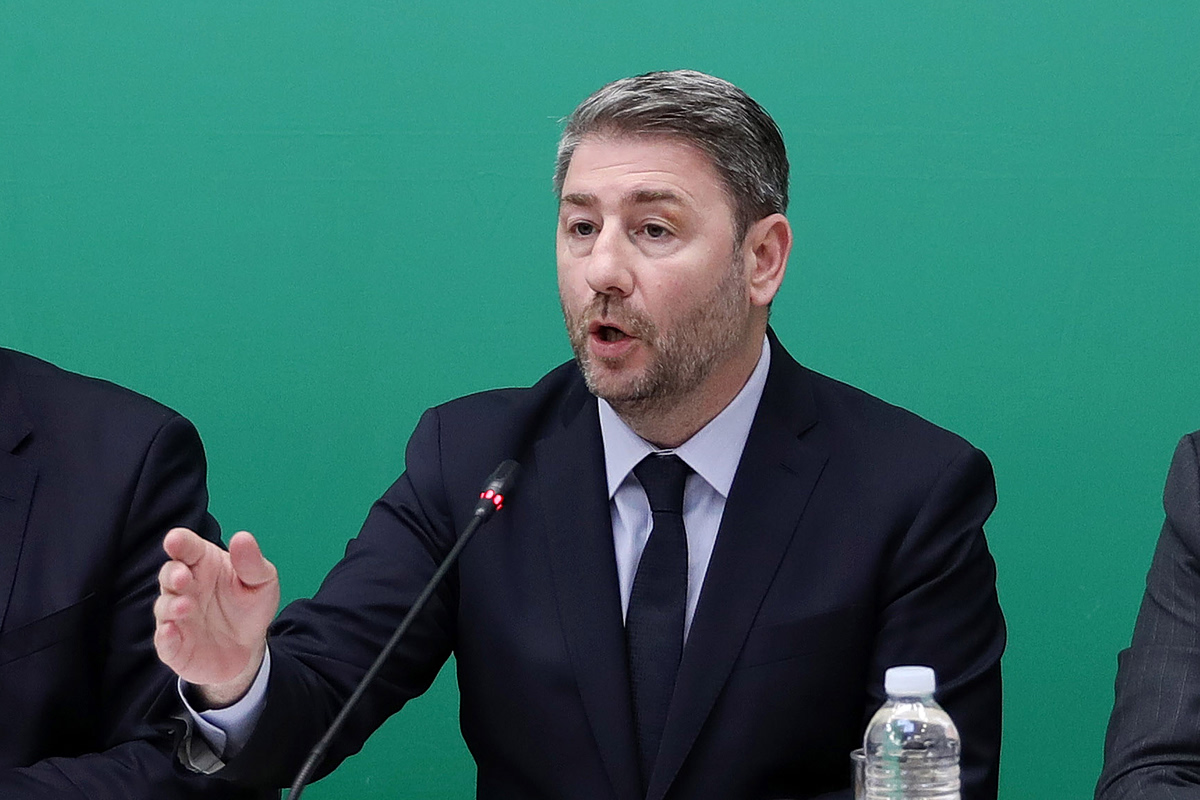 Απρόοπτο στη συνέντευξη Ανδρουλάκη για τις υποκλοπές – Τι συνέβη