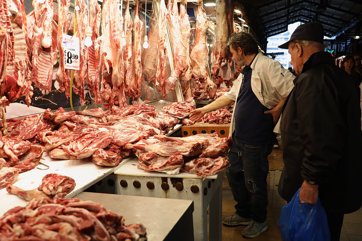 Εντατικοί έλεγχοι στην αγορά ενόψει Πάσχα – Πώς διαμορφώνονται οι τιμές