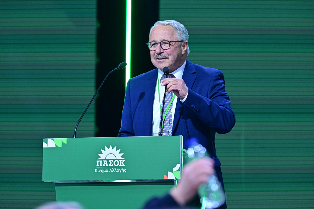 Μανιάτης προς Επιτροπή: Γιατί δεν έχουν ακόμα αναθέσει τη μελέτη για το καλώδιο Ελλάδας-Κύπρου;