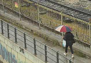 Βροχερή από το απόγευμα η Μεγάλη Τετάρτη, σε υψηλά επίπεδα η θερμοκρασία