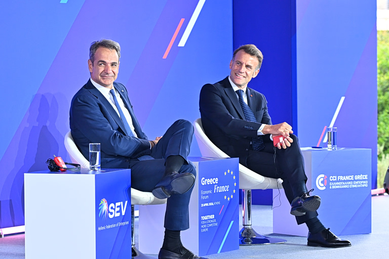 Μητσοτάκης: Πρότυπο για την Ευρώπη η ελληνογαλλική συνεργασία - Μακρόν: Η Ελλάδα είναι μοντέλο οικονομικής προόδου