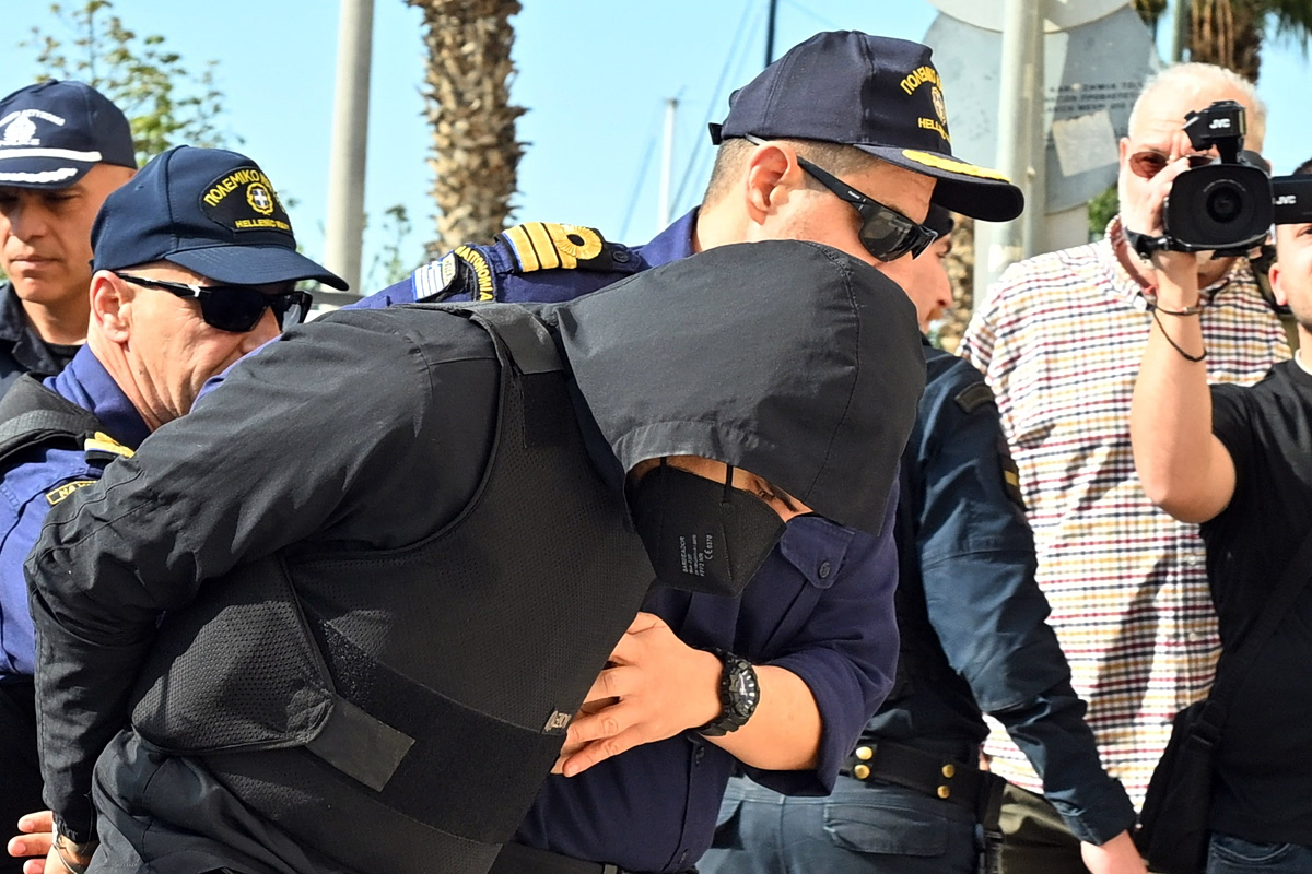 Άγιο Δημήτριο: Στο Ναυτοδικείο ο 20χρονος δράστης – Απολογείται για τη δολοφονία του 27χρονου