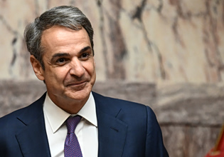 Μητσοτάκης για 21η Απριλίου: Στη σκοτεινή επέτειο αντιτάσσουμε τον αισιόδοξο ορίζοντα μιας καλύτερης ζωής για όλου.