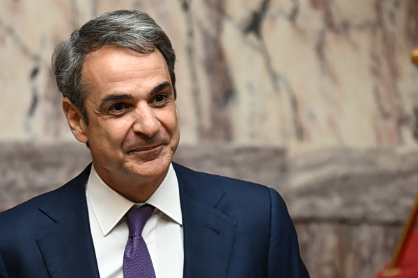 Μητσοτάκης για 21η Απριλίου: Στη σκοτεινή επέτειο αντιτάσσουμε τον αισιόδοξο ορίζοντα μιας καλύτερης ζωής για όλους