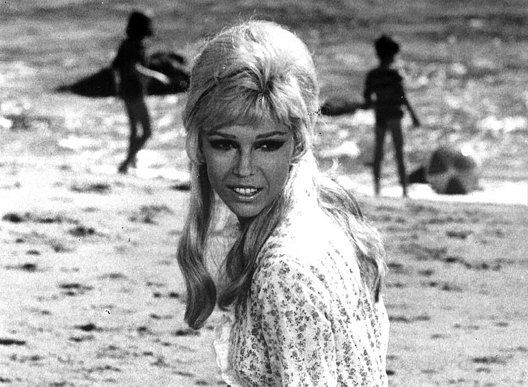 «Αυτό είναι ιεροσυλία»: Έξαλλη η Νάνσι Σινάτρα με ανάρτηση του Τραμπ με το My Way