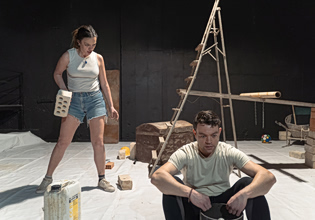 «Optansia & Guerrilla» σε σκηνοθεσία Γιώργου Δάμπαση στο Θέατρο Αργώ