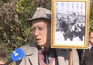 Όταν ο 89χρονος πήγε στην κηδεία του τέως βασιλιά Κωνσταντίνου – «Η ημέρα πρέπει να είναι συννεφιασμένη»